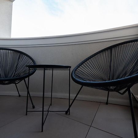 Novos Luxury Suites Bukarest Eksteriør billede