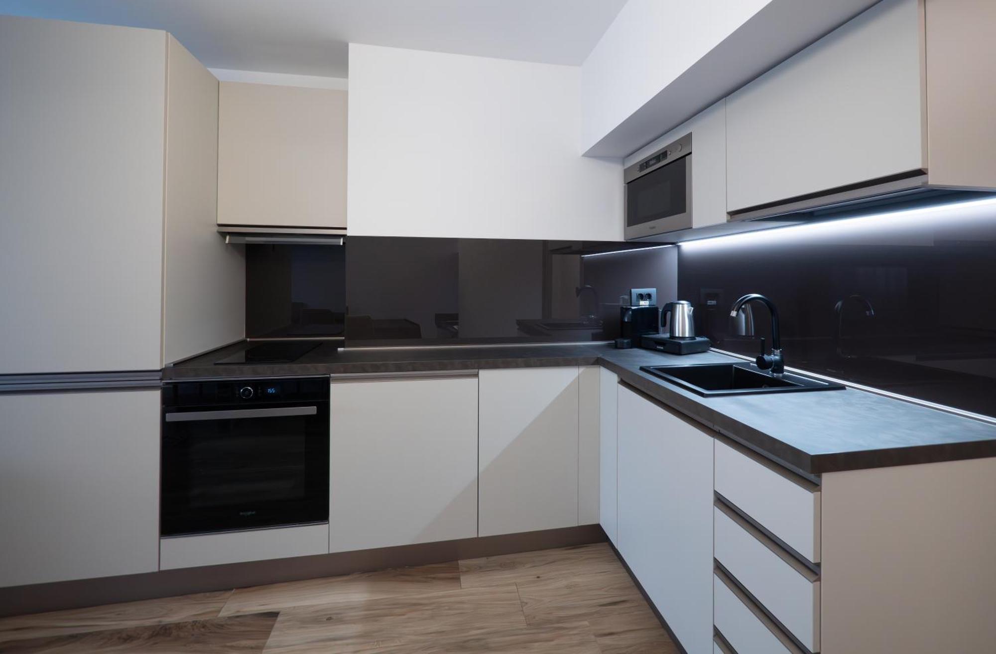 Novos Luxury Suites Bukarest Eksteriør billede